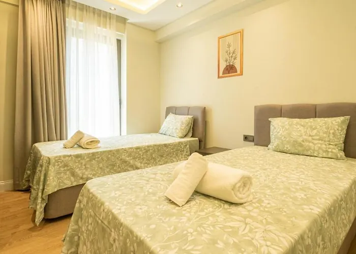 En Pier Private Pool Villa